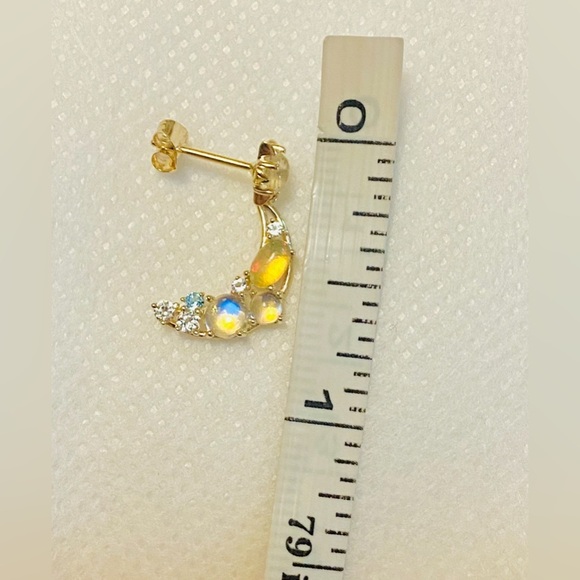 💥Elegant Moon and Star Earrings. 14 K Real Gold 💥 - Picture 3 of 5